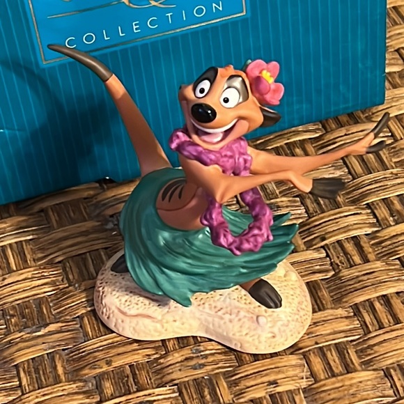 Disney The Lion King Timon Figurine Luau Scene from Movie New in box - Picture 3 of 10